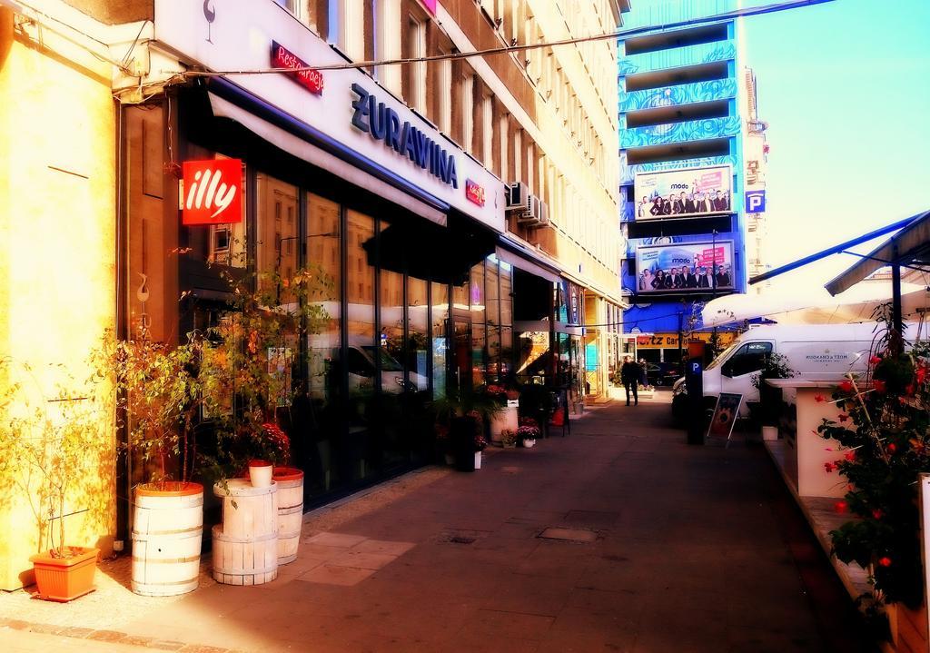 Wdj Hostel Warszawa Eksteriør bilde